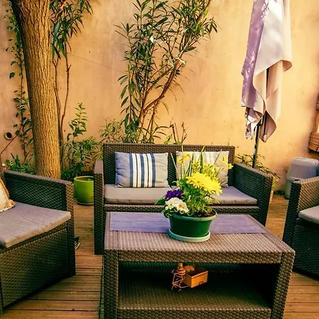 Le Patio De * Valros